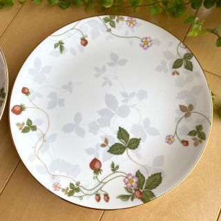 WEDGWOOD ワイルドストロベリー パステル クーププレート ２枚