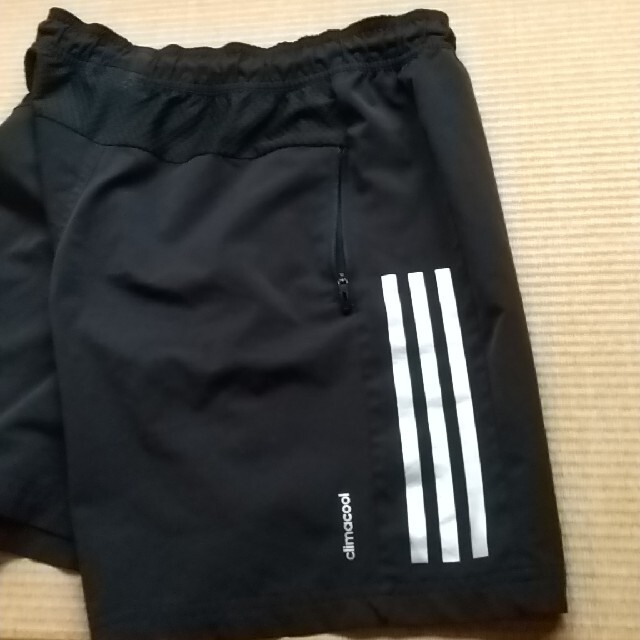 adidas(アディダス)のadidasハーフパンツ スポーツ/アウトドアのスポーツ/アウトドア その他(その他)の商品写真