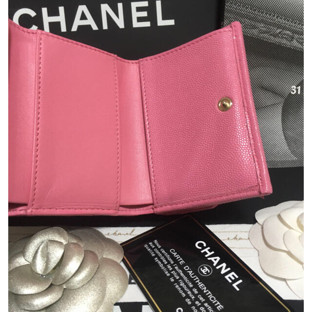 CHANEL(シャネル)の超美品★ シャネル 新作 三つ折り財布 ナノウォレット 31番台 正規品 レディースのファッション小物(財布)の商品写真