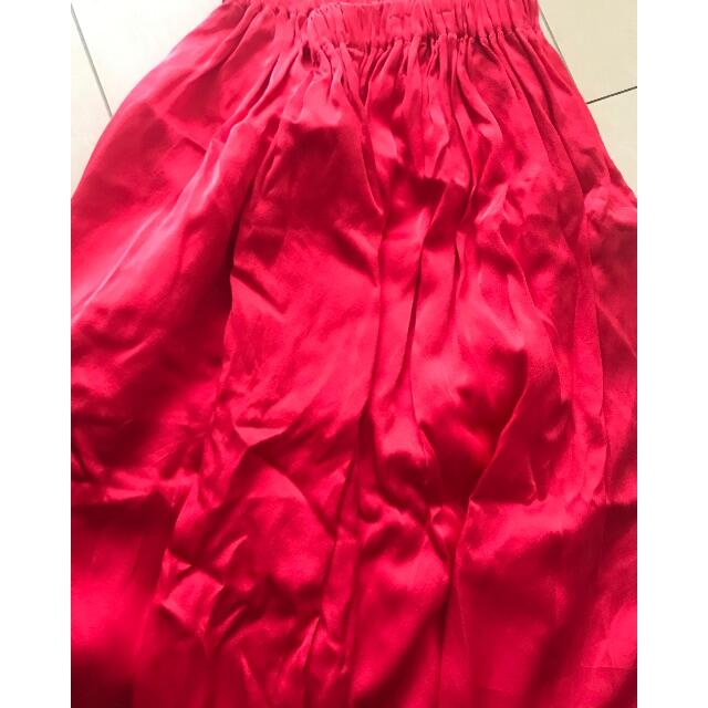 COMOLI(コモリ)の写真追ユーモレスク シルク ギャザー スカート S レッド humoresque レディースのスカート(その他)の商品写真