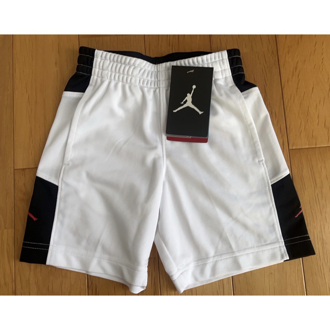 NIKE(ナイキ)のAir Jordan キッズ ハーフパンツ キッズ/ベビー/マタニティのキッズ服男の子用(90cm~)(パンツ/スパッツ)の商品写真