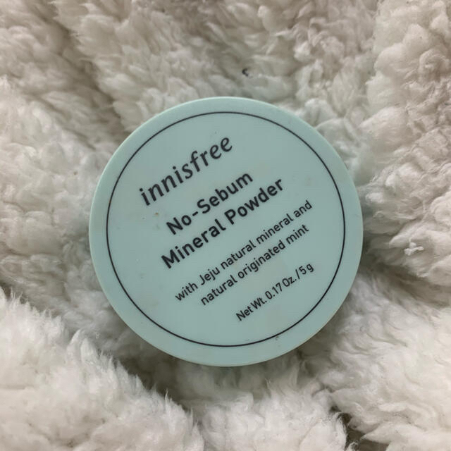 Innisfree(イニスフリー)のイニスフリーフェイスパウダー コスメ/美容のベースメイク/化粧品(フェイスパウダー)の商品写真