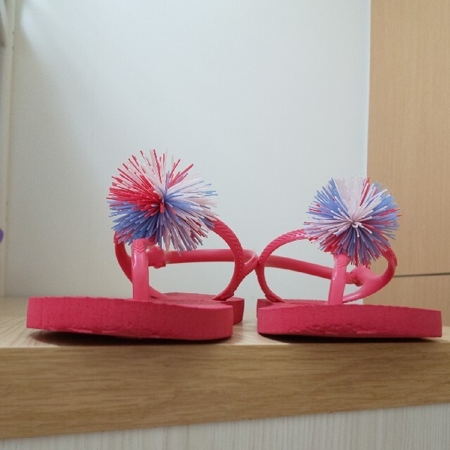 havaianas(ハワイアナス)のハワイアナス サンダル キッズ/ベビー/マタニティのキッズ靴/シューズ(15cm~)(サンダル)の商品写真