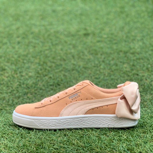 PUMA(プーマ)の新同22 PUMA SUEDE BOW プーマ スエード ボウ F667 レディースの靴/シューズ(スニーカー)の商品写真