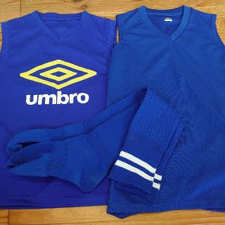 アンブロ(UMBRO)のアンダーシャツ、ソックス(トレーニング用品)