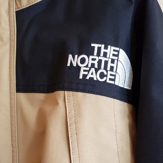 THE NORTH FACE MOUNTAIN LIGHT JACKET  S 2