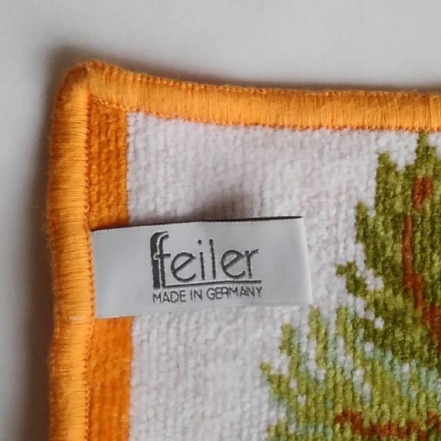 FEILER(フェイラー)のFEILER、⭐Used⭐ハンカチアニマル柄 レディースのファッション小物(ハンカチ)の商品写真