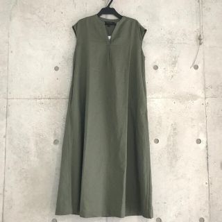 バナナリパブリック(Banana Republic)の【新品】バナリパ★ロングワンピース★カーキ(ロングワンピース/マキシワンピース)