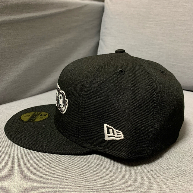 シュプリーム　Gonz Logo New Era メンズの帽子(キャップ)の商品写真