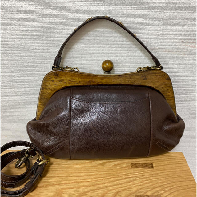 genten(ゲンテン)の＊gentenの可愛いレザー＆木製のがま口bagです＊ レディースのバッグ(ショルダーバッグ)の商品写真