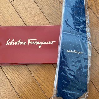 サルヴァトーレフェラガモ(Salvatore Ferragamo)の【nk様専用】新品未使用 フェラガモ ネクタイ(箱無し)(ネクタイ)