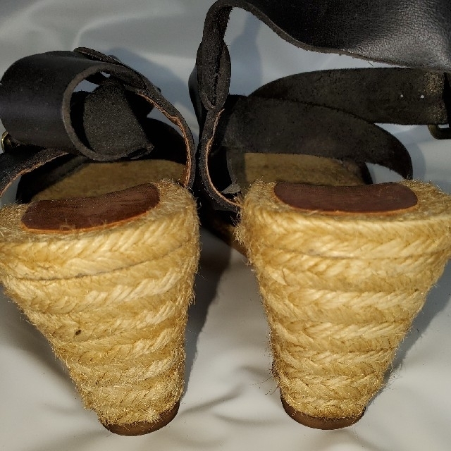 gaimo(ガイモ)のウェッジソールサンダルお買い得‼️ レディースの靴/シューズ(サンダル)の商品写真