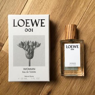 ロエベ(LOEWE)のロエベ LWE L001 ウーマン オードトワレ 30ml(香水(女性用))