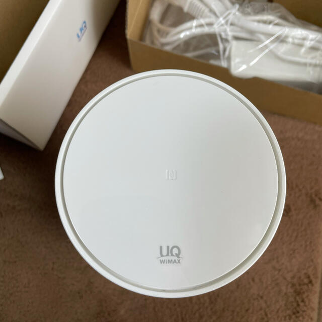 HUAWEI(ファーウェイ)のspeed Wi-Fi HOME L01s UQWiMAX スマホ/家電/カメラのスマートフォン/携帯電話(その他)の商品写真