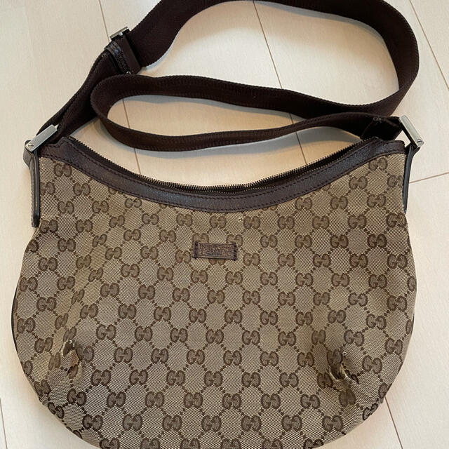 Gucci(グッチ)のGUCCI ショルダーバッグ レディースのバッグ(ショルダーバッグ)の商品写真