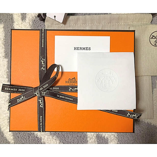 Hermes(エルメス)の美品☆HERMES エヴリン ミニ 16 TPM エトゥープ シルバー金具  レディースのバッグ(ショルダーバッグ)の商品写真