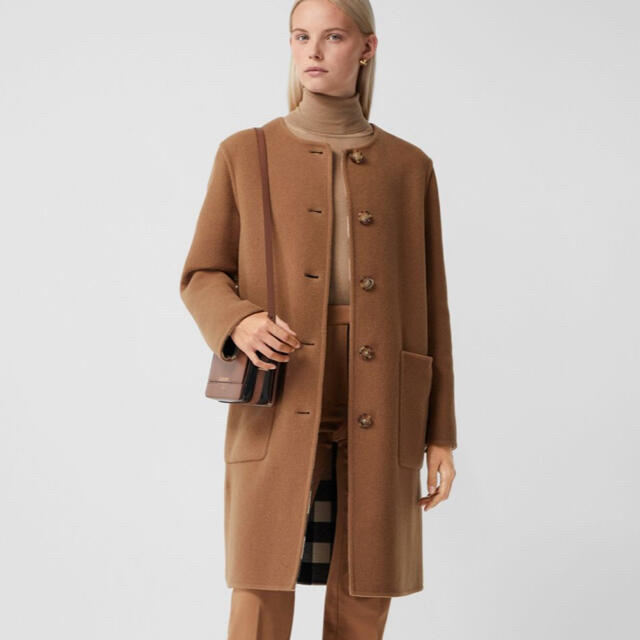 BURBERRY(バーバリー)のバーバリー　リバーシブル　チェック　テクニカルウール　コート レディースのジャケット/アウター(ロングコート)の商品写真