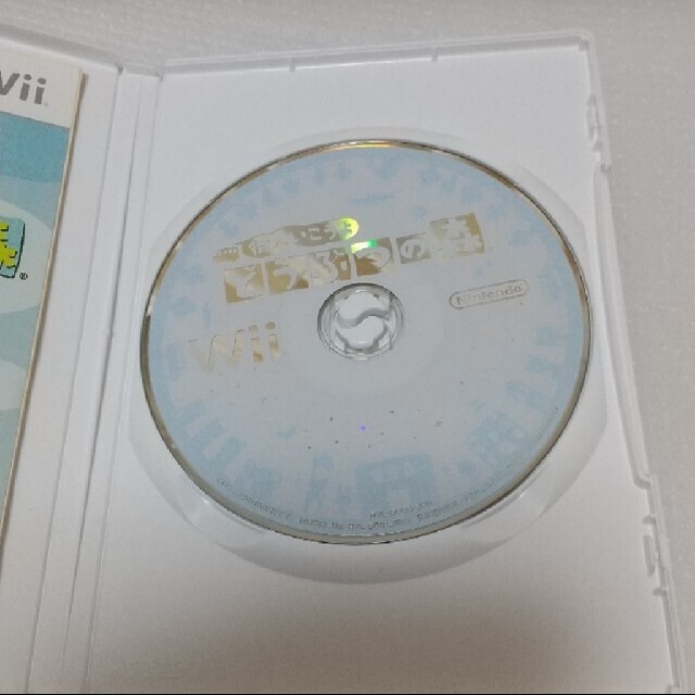 Wii(ウィー)のクレヨンしんちゃん どうぶつの森 エンタメ/ホビーのゲームソフト/ゲーム機本体(家庭用ゲームソフト)の商品写真
