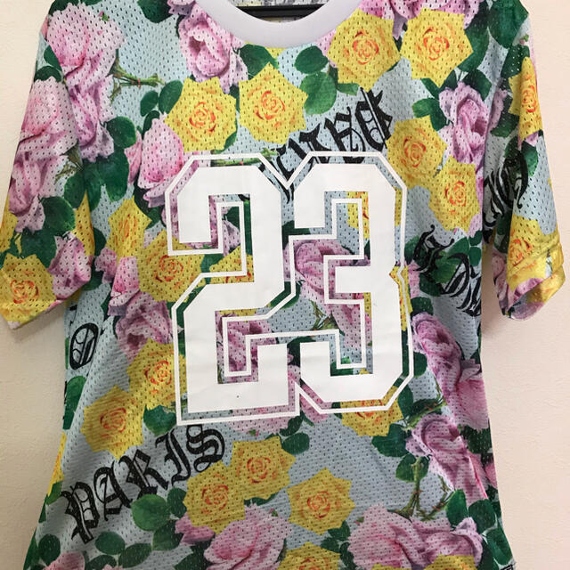 JOYRICH(ジョイリッチ)のTシャツ　JOY Rich  花柄　メンズ メンズのトップス(Tシャツ/カットソー(半袖/袖なし))の商品写真