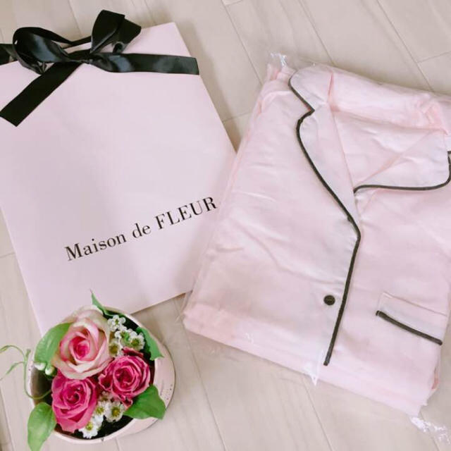 Maison de FLEUR(メゾンドフルール)の9/19まで♡ Love♡fashion 様専用♡メゾンドフルール ルームウェア レディースのルームウェア/パジャマ(ルームウェア)の商品写真