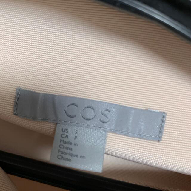 COS(コス)のCOS デザイントップス レディースのトップス(カットソー(長袖/七分))の商品写真