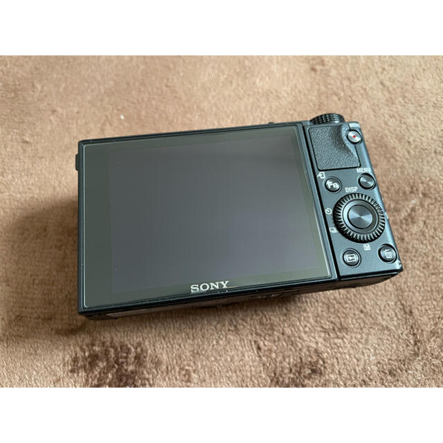 SONY(ソニー)のRX100M7 SONY　シューティンググリップキット　DSC-RX100M7G スマホ/家電/カメラのカメラ(コンパクトデジタルカメラ)の商品写真