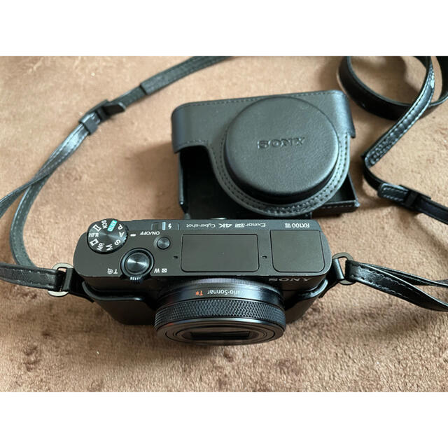 SONY(ソニー)のRX100M7 SONY　シューティンググリップキット　DSC-RX100M7G スマホ/家電/カメラのカメラ(コンパクトデジタルカメラ)の商品写真