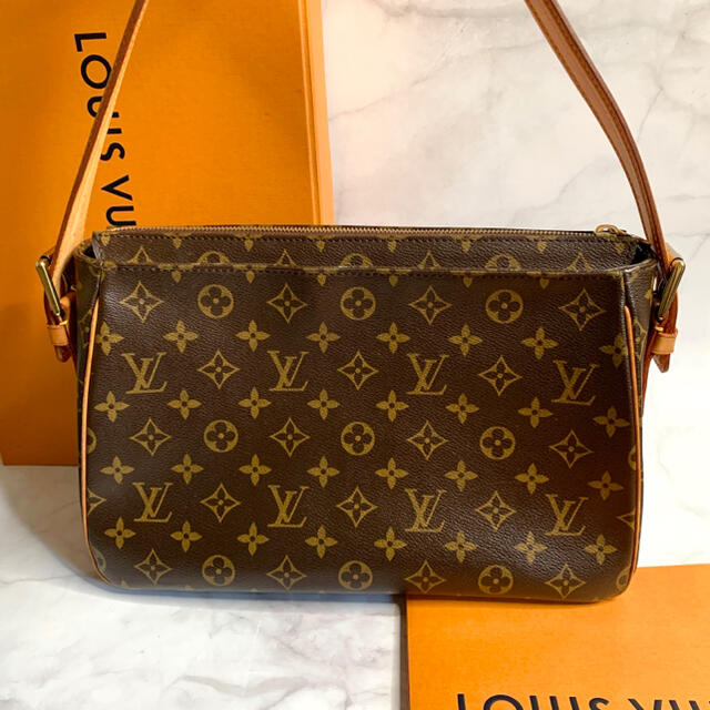 LOUIS VUITTON(ルイヴィトン)のルイヴィトン モノグラム ヴィバシテ GM ショルダーバッグ レディースのバッグ(ショルダーバッグ)の商品写真