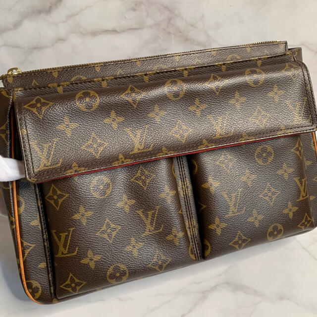 LOUIS VUITTON(ルイヴィトン)のルイヴィトン モノグラム ヴィバシテ GM ショルダーバッグ レディースのバッグ(ショルダーバッグ)の商品写真