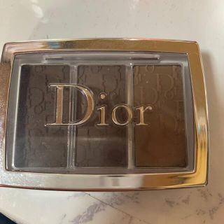 クリスチャンディオール(Christian Dior)のdior バックステージ ブロウ パレット 002(パウダーアイブロウ)