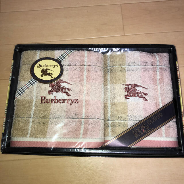 BURBERRY(バーバリー)のバーバリー タオルセット♡ インテリア/住まい/日用品の日用品/生活雑貨/旅行(タオル/バス用品)の商品写真