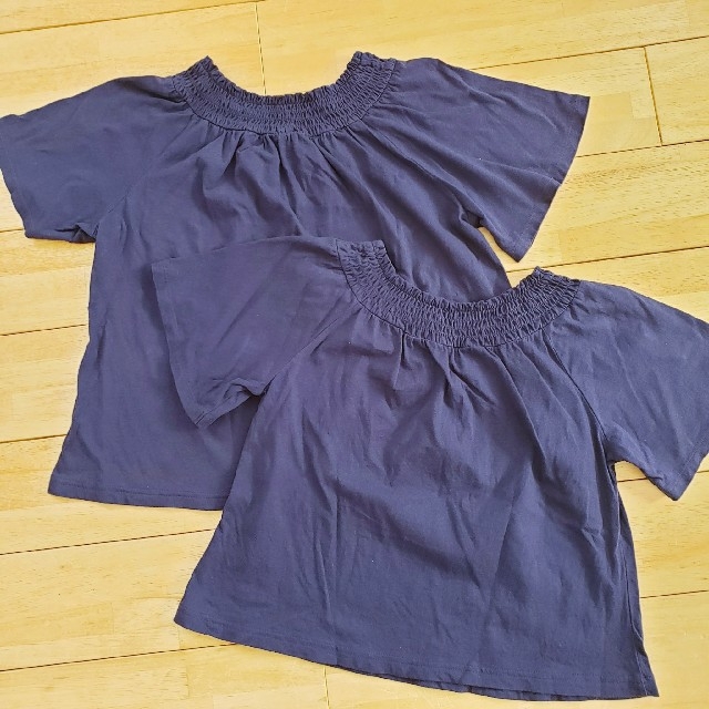 UNIQLO(ユニクロ)のUNIQLO　Tシャツ　2枚セット(130cm&150cm) キッズ/ベビー/マタニティのキッズ服女の子用(90cm~)(Tシャツ/カットソー)の商品写真