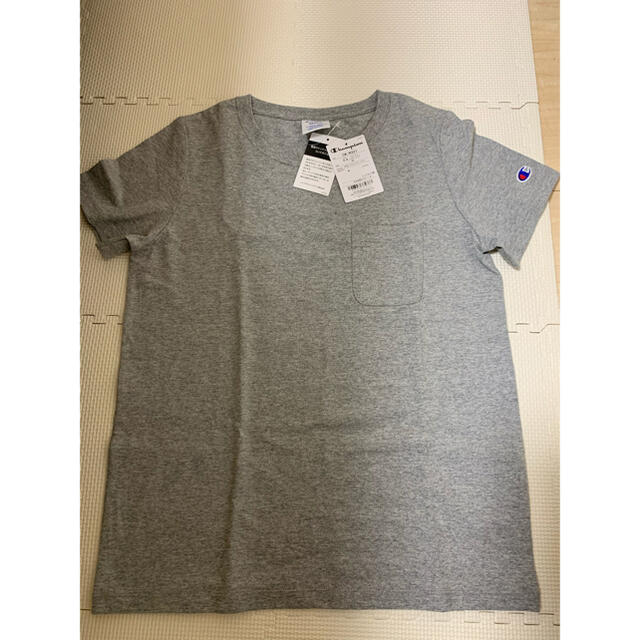 Champion(チャンピオン)のチャンピョン　Tシャツ　Mサイズ　新品未使用 レディースのトップス(Tシャツ(半袖/袖なし))の商品写真