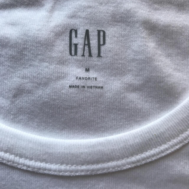 GAP(ギャップ)のGAP  Tシャツ　ホワイト　半袖 レディースのトップス(Tシャツ(半袖/袖なし))の商品写真