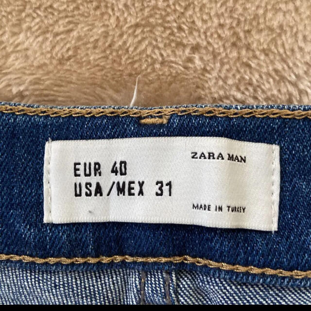 ZARA(ザラ)のZARAホワイトラインデニム メンズのパンツ(デニム/ジーンズ)の商品写真