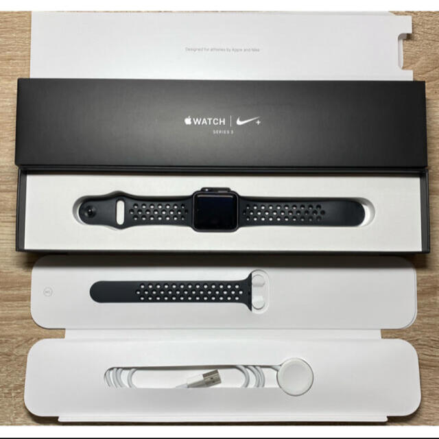 【美品】Apple Watch series3 38mm NIKEモデル　値下げ腕時計(デジタル)