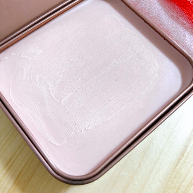 Benefit(ベネフィット)のbenefit ボディークリーム コスメ/美容のボディケア(ボディクリーム)の商品写真