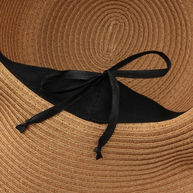 Rope' Picnic(ロペピクニック)の専用　　新品　洗える　麦わら帽子　リボンつば広ハット　UVカット レディースの帽子(麦わら帽子/ストローハット)の商品写真