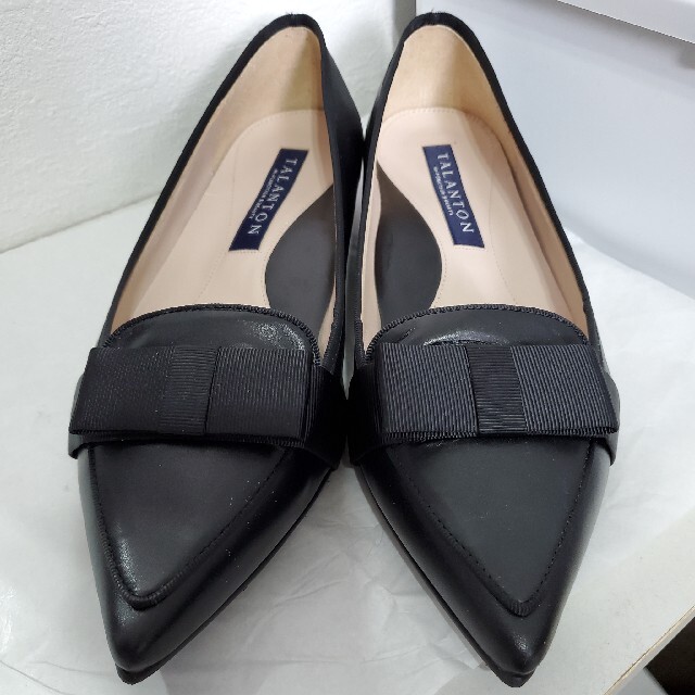 DIANA(ダイアナ)の《S様専用》タロントbyダイアナ　黒パンプス24センチ レディースの靴/シューズ(ハイヒール/パンプス)の商品写真