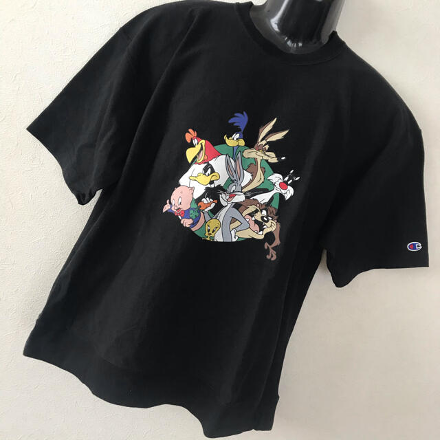 Champion(チャンピオン)の希少 チャンピオン リバースウィーブ ルーニーテューンズ コラボ Tシャツ　M メンズのトップス(Tシャツ/カットソー(半袖/袖なし))の商品写真