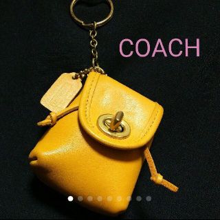 コーチ(COACH)のCOACH ミニチュア リュックサック型 キーホルダー・チャーム【お値下げ中♪】(キーホルダー)