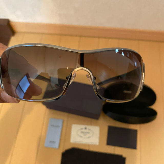新作即納 PRADA - PRADA sunglasses プラダサングラスの通販 by はぎわら's shop｜プラダならラクマ 安い再入荷