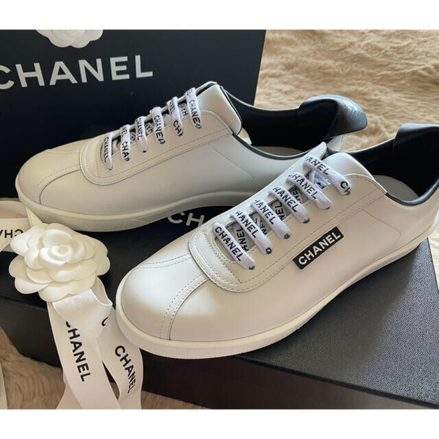 日本製 CHANEL - 24.5cm 24.5 ホワイト スニーカー シャネル CHANEL