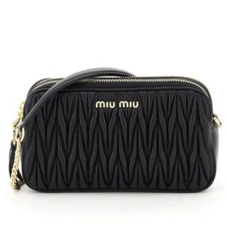 miumiu バック(ショルダーバッグ)