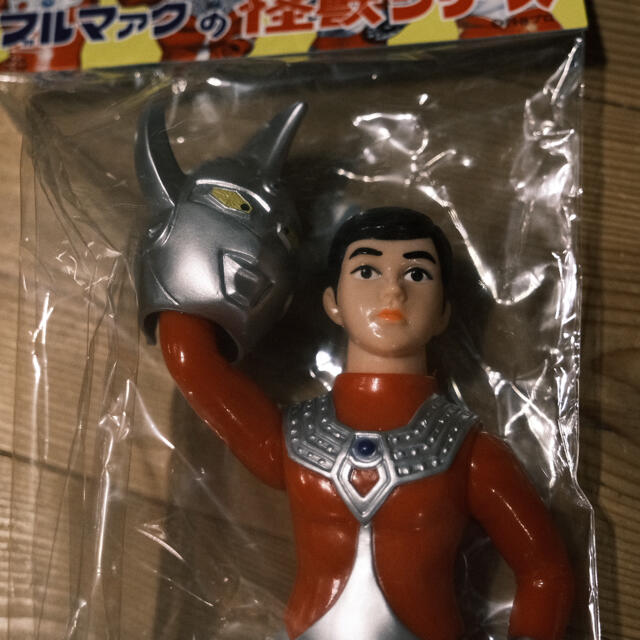 ウルトラマンタロウ　マスク取れ　復刻バージョン　フィギュア　ウルトラマン エンタメ/ホビーのフィギュア(特撮)の商品写真