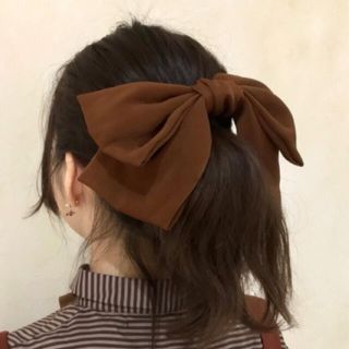 フィント(F i.n.t)の【期間限定お値下げ】フィント　リボンバレッタ(バレッタ/ヘアクリップ)