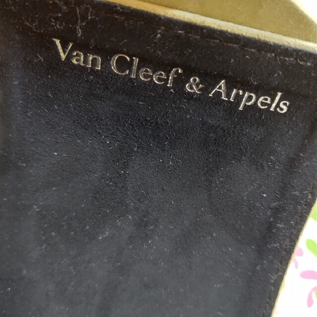 Van Cleef & Arpels(ヴァンクリーフアンドアーペル)の期間限定値下げ ヴァンクリーフ&アーペル ウォッチケース その他のその他(その他)の商品写真