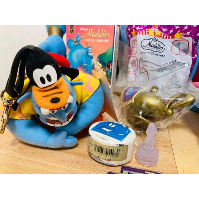 Disney(ディズニー)のアラジン好きさん必見❣️ジーニーグッズ一式🧞‍♂️❣️ エンタメ/ホビーのおもちゃ/ぬいぐるみ(キャラクターグッズ)の商品写真