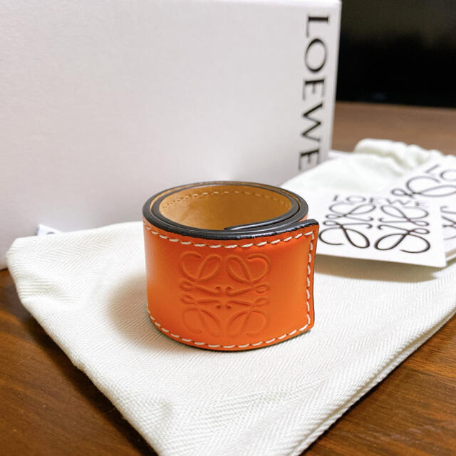 LOEWE ブレスレット レザースナップブレスレット オレンジ 特注加工