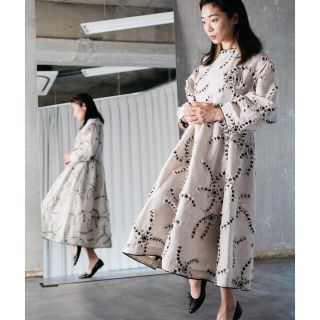 ネストローブ(nest Robe)の【susuri】新品未使用・フォレロドレス(ロングワンピース/マキシワンピース)